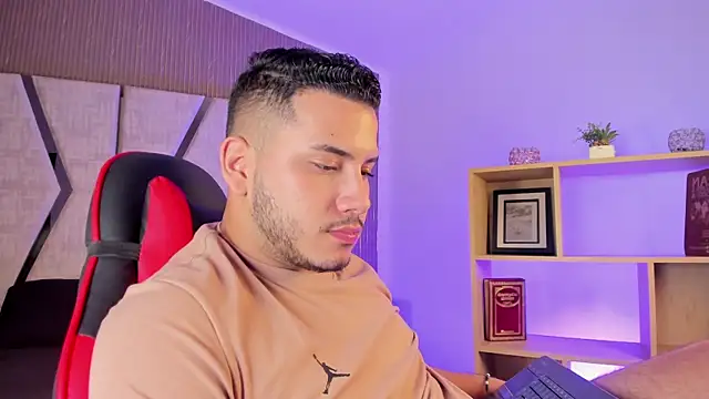 دردشة Axel_grey_ الجنسية المباشرة