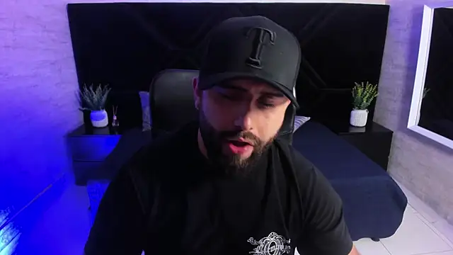 jhon_bear03's Live XXX Chat