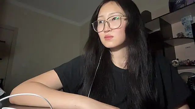 Chat XXX Live QueenOfCute