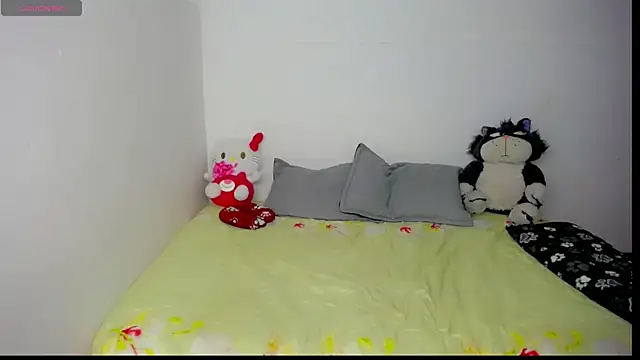 hello_kityy25 Chat XXX in diretta