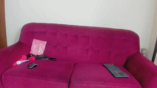 kiraGeiner's Live XXX Chat