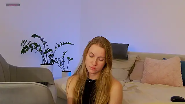 Fallinlove1's Live XXX Chat