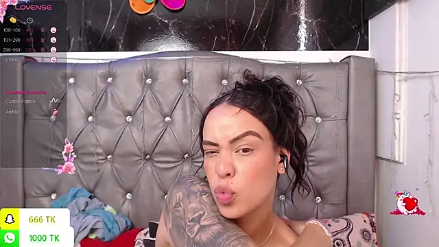 LAILAGUMMY – Naživo XXX chat