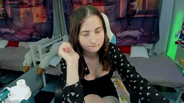 Živý XXX chat KiraDuvall