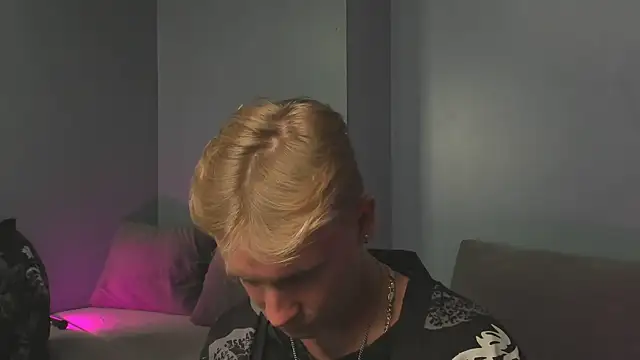 EdwinWilliams XXX чат на живо