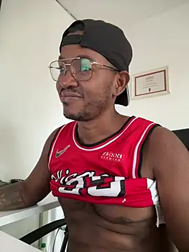 AndyCalifornia1 – Naživo XXX chat