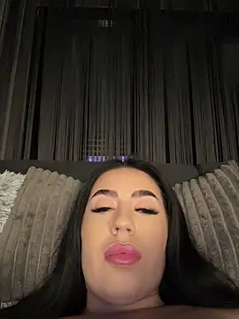 Živý XXX chat Andrestarr