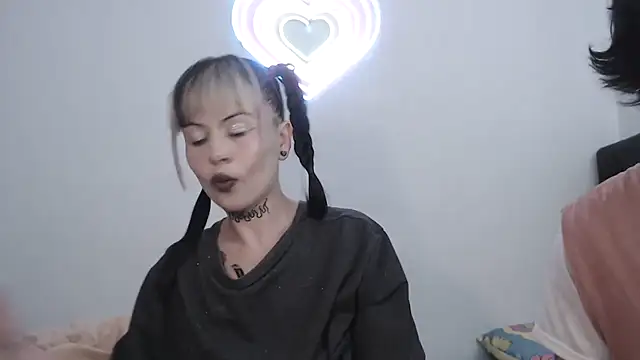 dulce_maria_x's Live XXX Chat