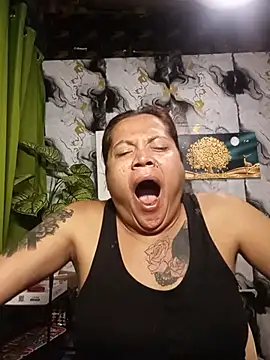 Chat +18 de NasttyMaria ao vivo