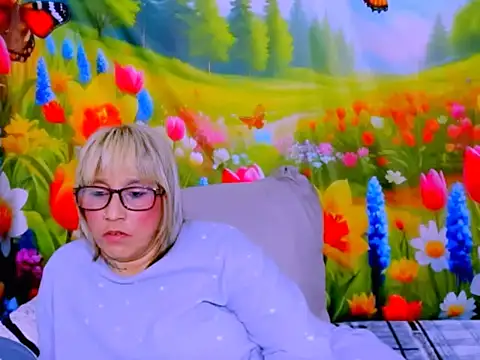 indianroxy Adlı Modelin Canlı XXX Sohbeti