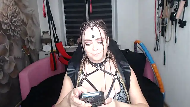 MISSgoddessMARIA: онлайн-секс-чат