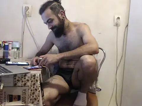 KalebConnor Adlı Modelin Canlı XXX Sohbeti