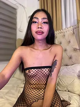 Innocent_yanixx69 Adlı Modelin Canlı XXX Sohbeti