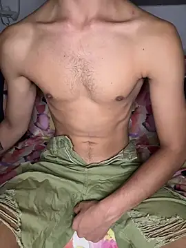 โชว์เว็บแคมของ AdrianAfterDark