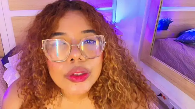 Chat +18 de Your_big_ebony_goddness ao vivo