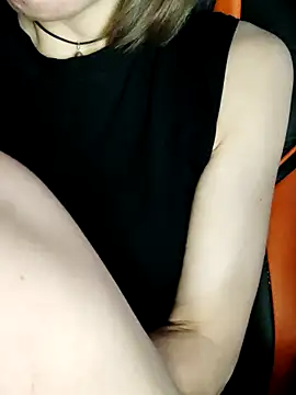 Aashikalaa 라이브 XXX 채팅