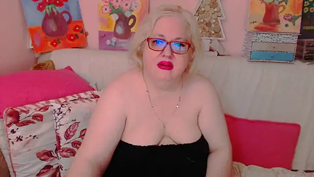Maturelove_xxx's Webcam Show