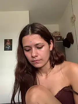 XXX chat uživo modela Vaiolet_H25T