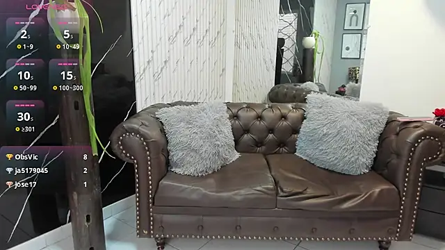OliviaWilliamm Chat XXX in diretta