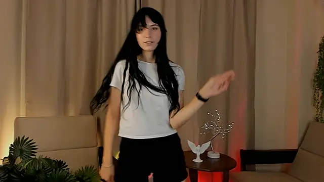 ImmortalWaifu's Live XXX Chat