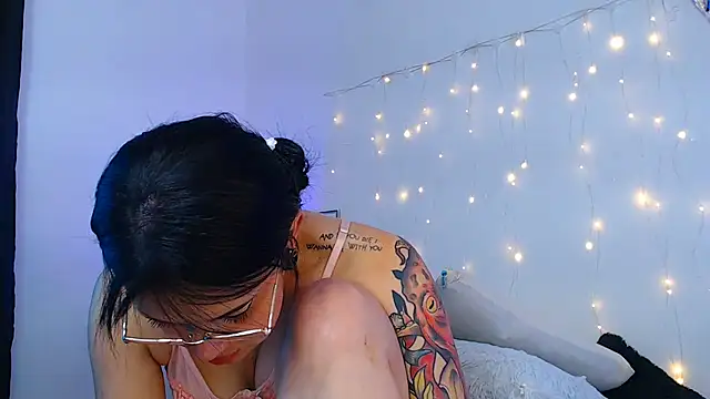 Isa_Maiden1's Live XXX Chat