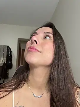 Carolini09's Live XXX Chat