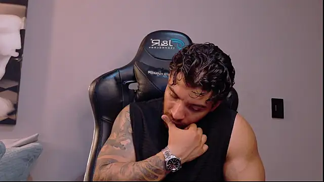 XXX chat uživo modela owen_seth1