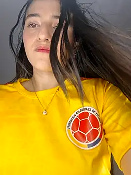 Naty_wet_17's Live XXX Chat