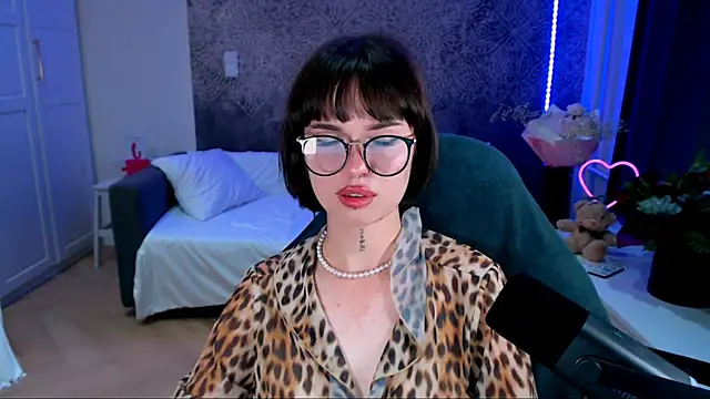 NonaWhyNot Adlı Modelin Canlı XXX Sohbeti
