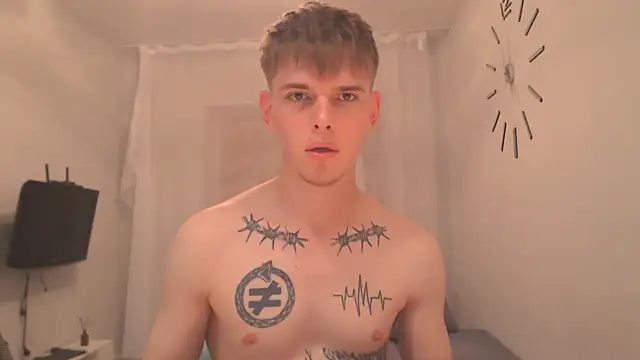 Fredd_Xanders Adlı Modelin Canlı XXX Sohbeti