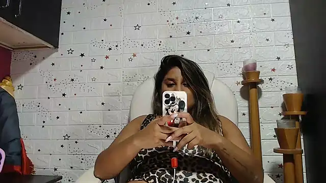 Czat XXX na żywo – dayanara_kamal
