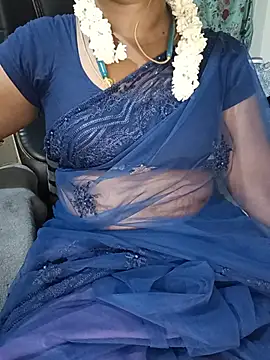 Tamil-hotwife's Webcam Show