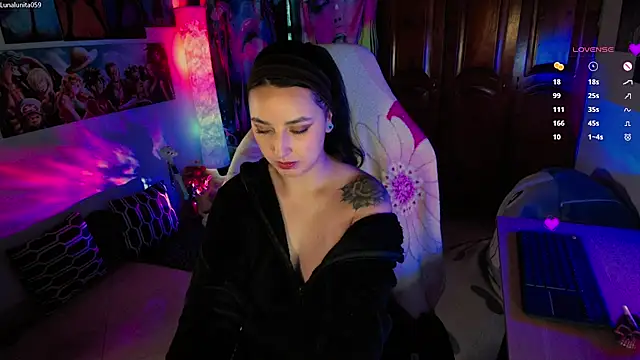 Živý XXX chat emma_luna59
