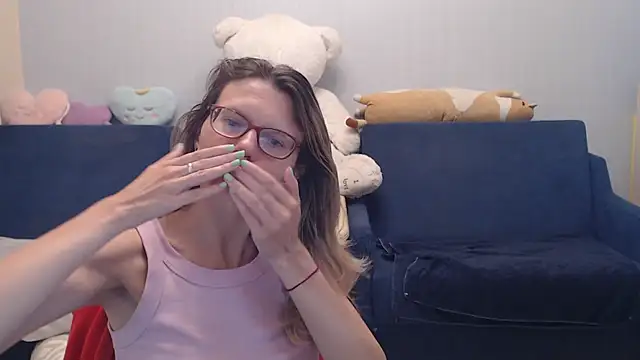 night_is_dark's Live XXX Chat