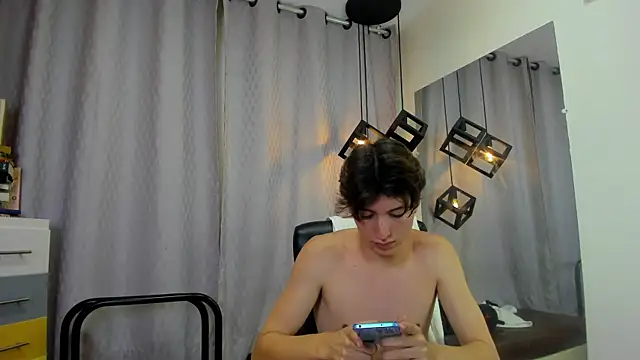 Онлайн чат XXX Marcoviolet