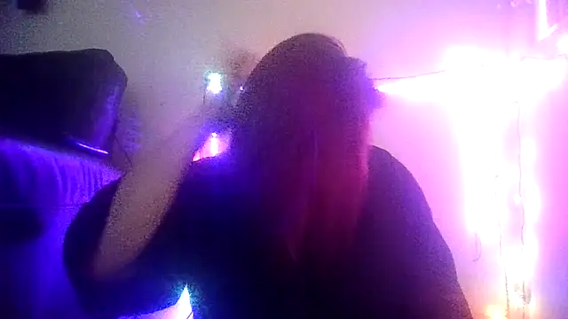 צ'אט XXX בשידור חי של CloudyCockTeaser
