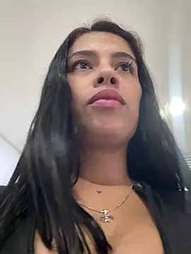 Nathaly_12's Live XXX Chat