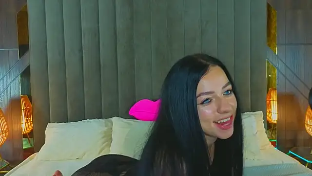 KitnissKiss – Naživo XXX chat