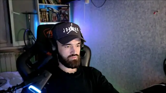 Chat +18 de _Serious_Man ao vivo