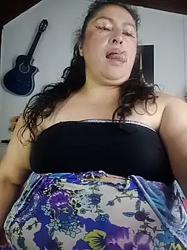 Keyla01_ élő XXX-chatje