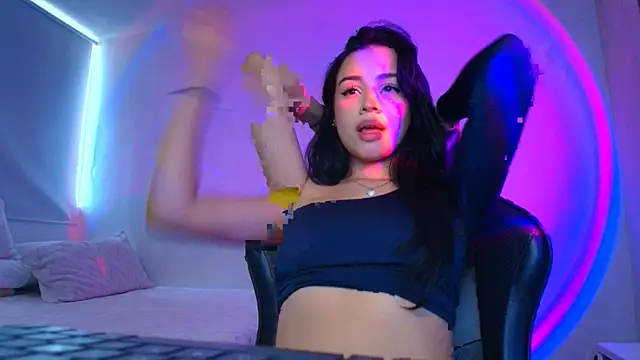 tana_luux's Live XXX Chat