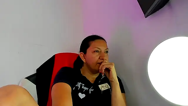 Serenity_Lux Live XXX-Chat
