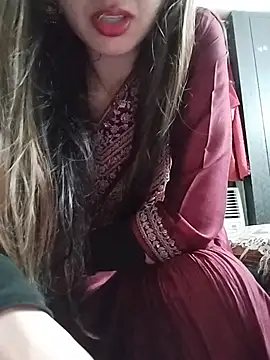 צ'אט XXX בשידור חי של Noor_Darliing