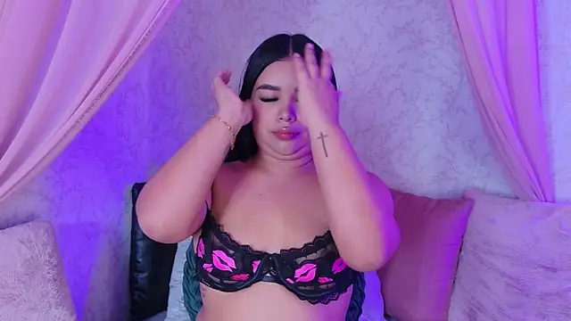 MarianaGarciaa__'s Live XXX Chat