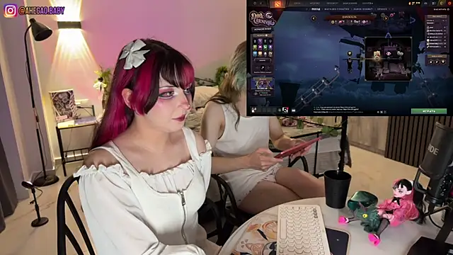 h3ntai_baby Webcam-Show