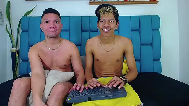 Stephen_Angel élő XXX-chatje