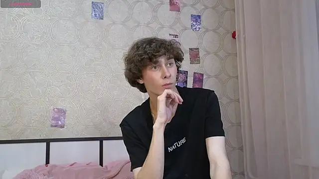 Liam_Winss 即時 XXX 聊天