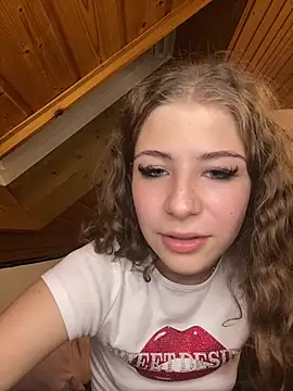 MilaRoseeen Live XXX chat