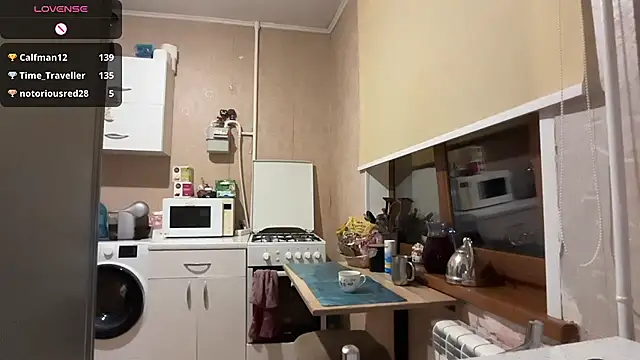 Chat +18 de AngelJeni ao vivo