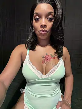 Rakiyahcharms 现场XXX聊天